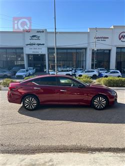 نيسان ألتيما